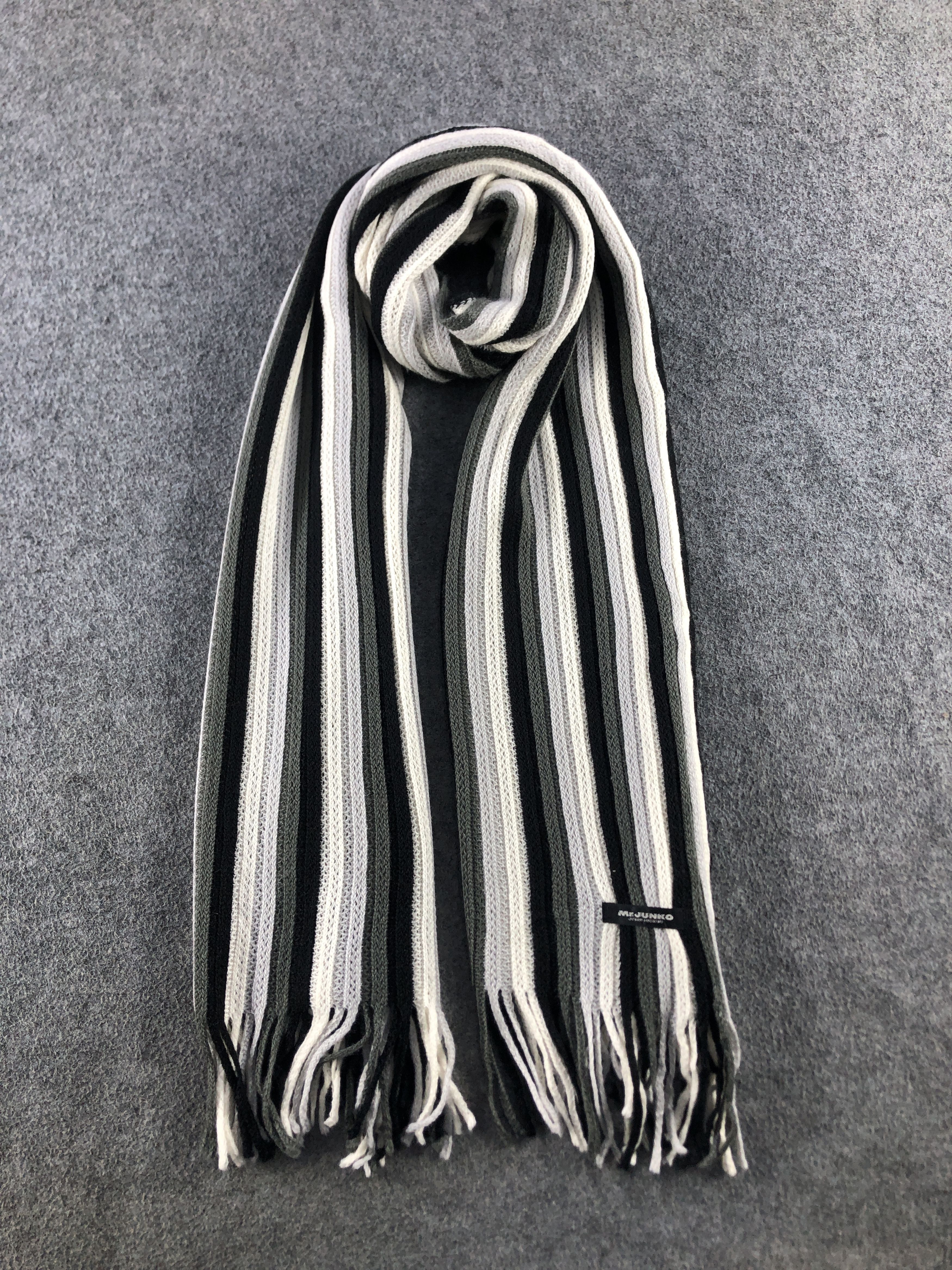 Mr. Junko Mr. Junko Scarf / Muffler / Neckwear P710 Size ONE SIZE - 1 Thumbnail