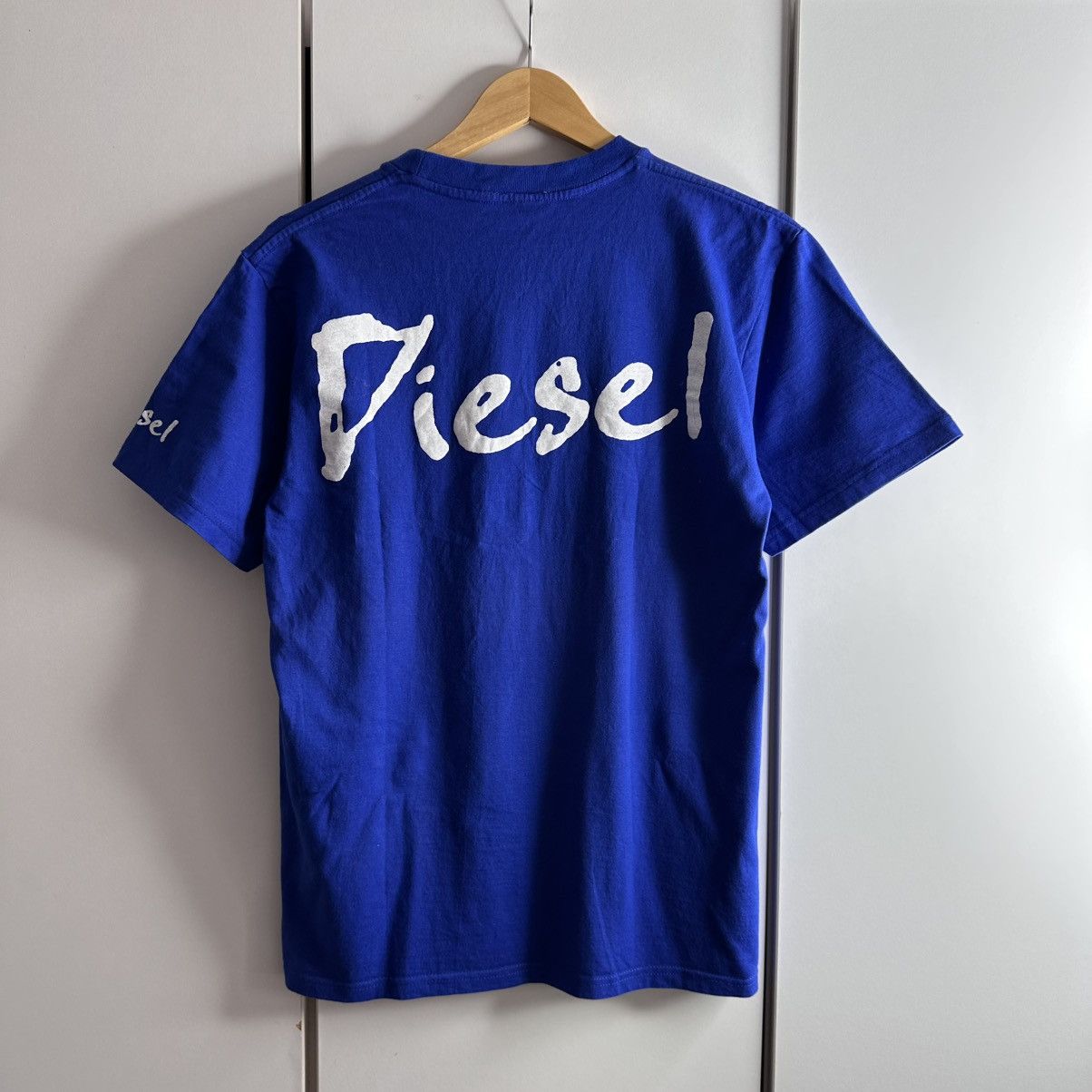 Diesel Diesel Vintage Big Logo Rare T-Shirt Size US S / EU 44-46 / 1 - 7 Thumbnail