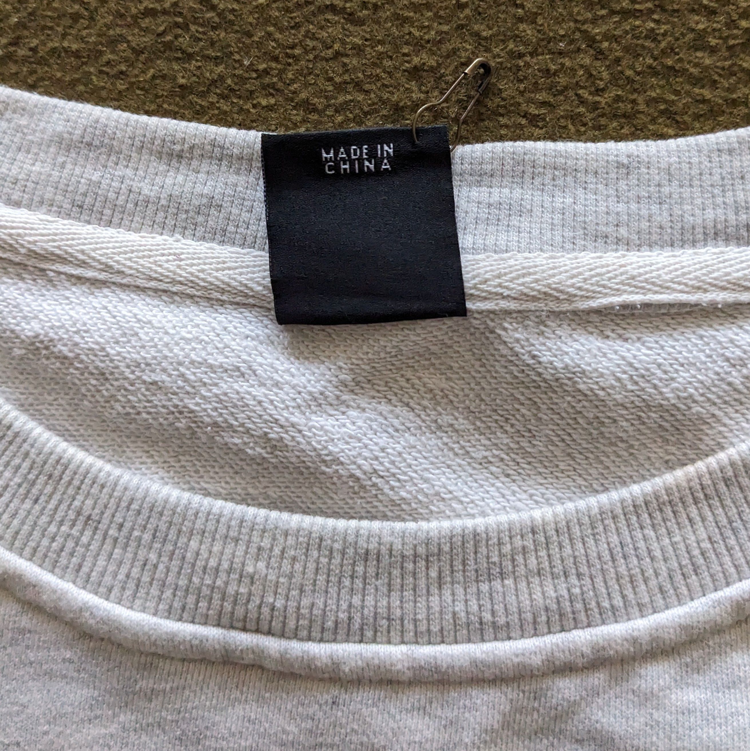 Other Vintage SANTA CRUZ Streetwear Crewneck Sweatshirt Size US XL / EU 56 / 4 - 7 Thumbnail