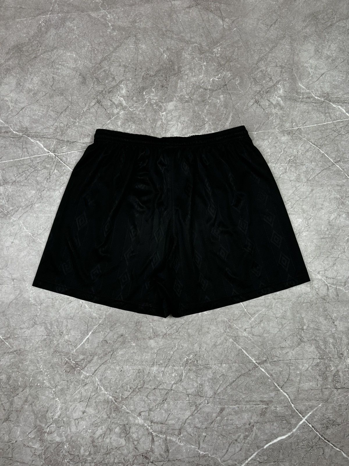 Umbro × Vintage Umbro Vintage Mens Shorts Y2K Size US 33 - 8 Thumbnail