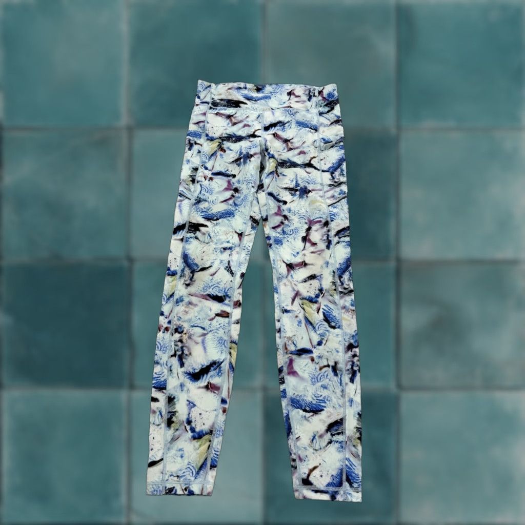 Lululemon Lululemon Leggings Womens 8 Blue Purple Abstract Side Pockets High Rise Yoga Size 30" / US 8 / IT 44 - 1 Thumbnail