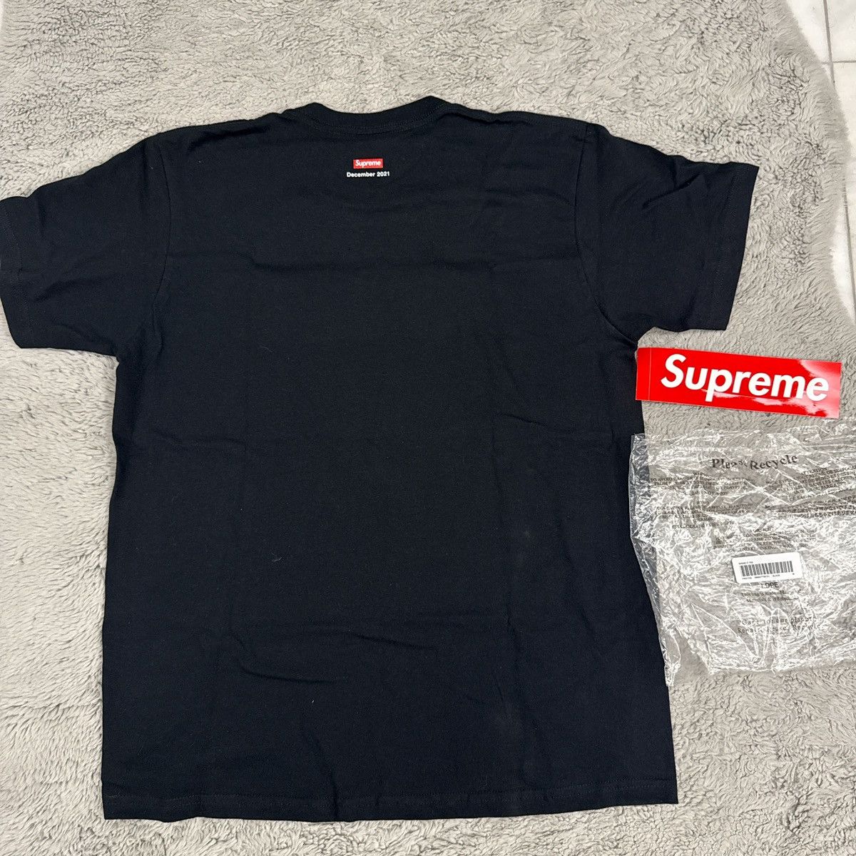 Supreme Supreme “Spend It” Tee FW21 Size US M / EU 48-50 / 2 - 4 Thumbnail