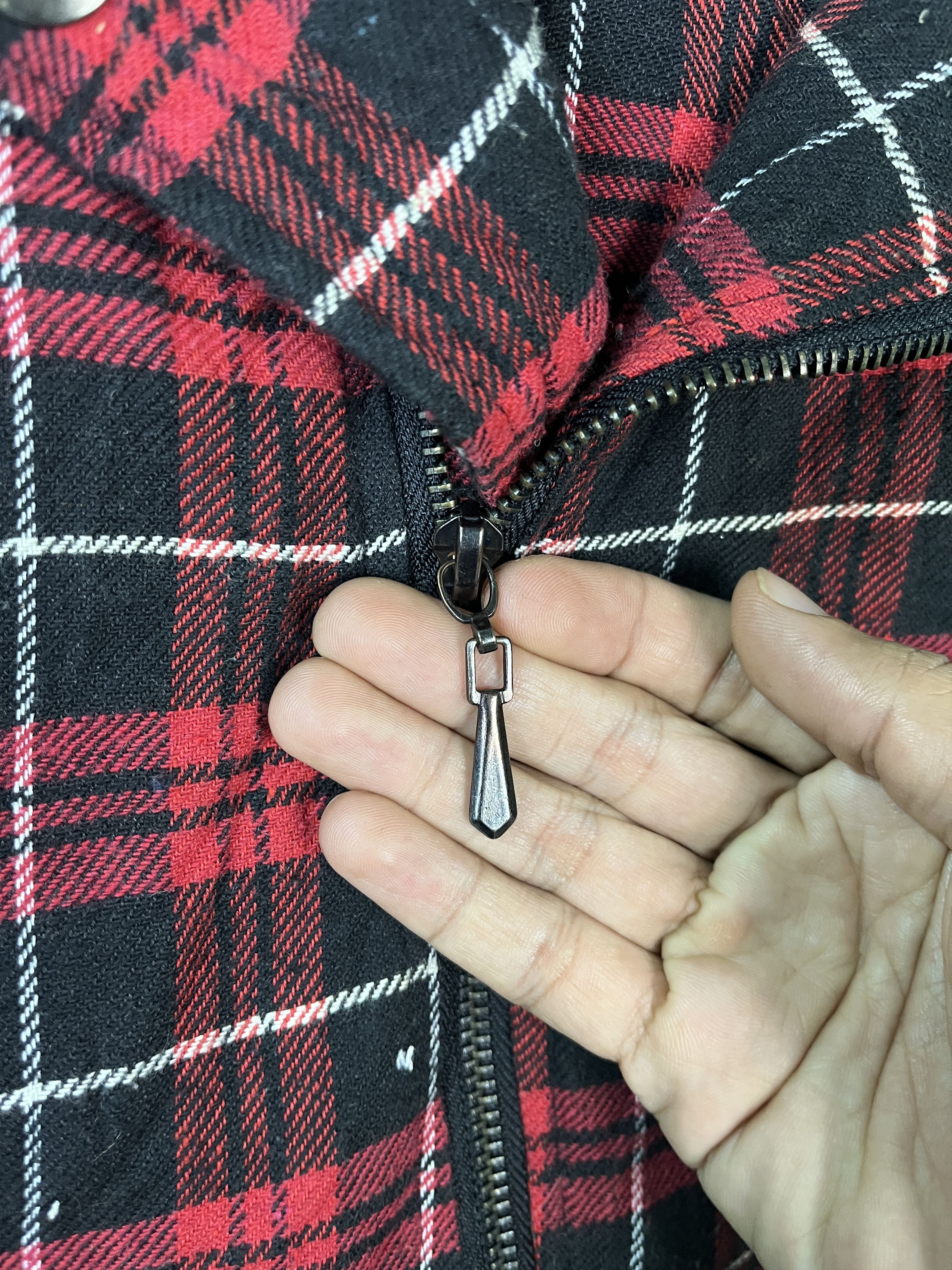 In The Attic In The Attic Homme Tartan Seditionaries Sleeveless Jacket Size US S / EU 44-46 / 1 - 8 Thumbnail