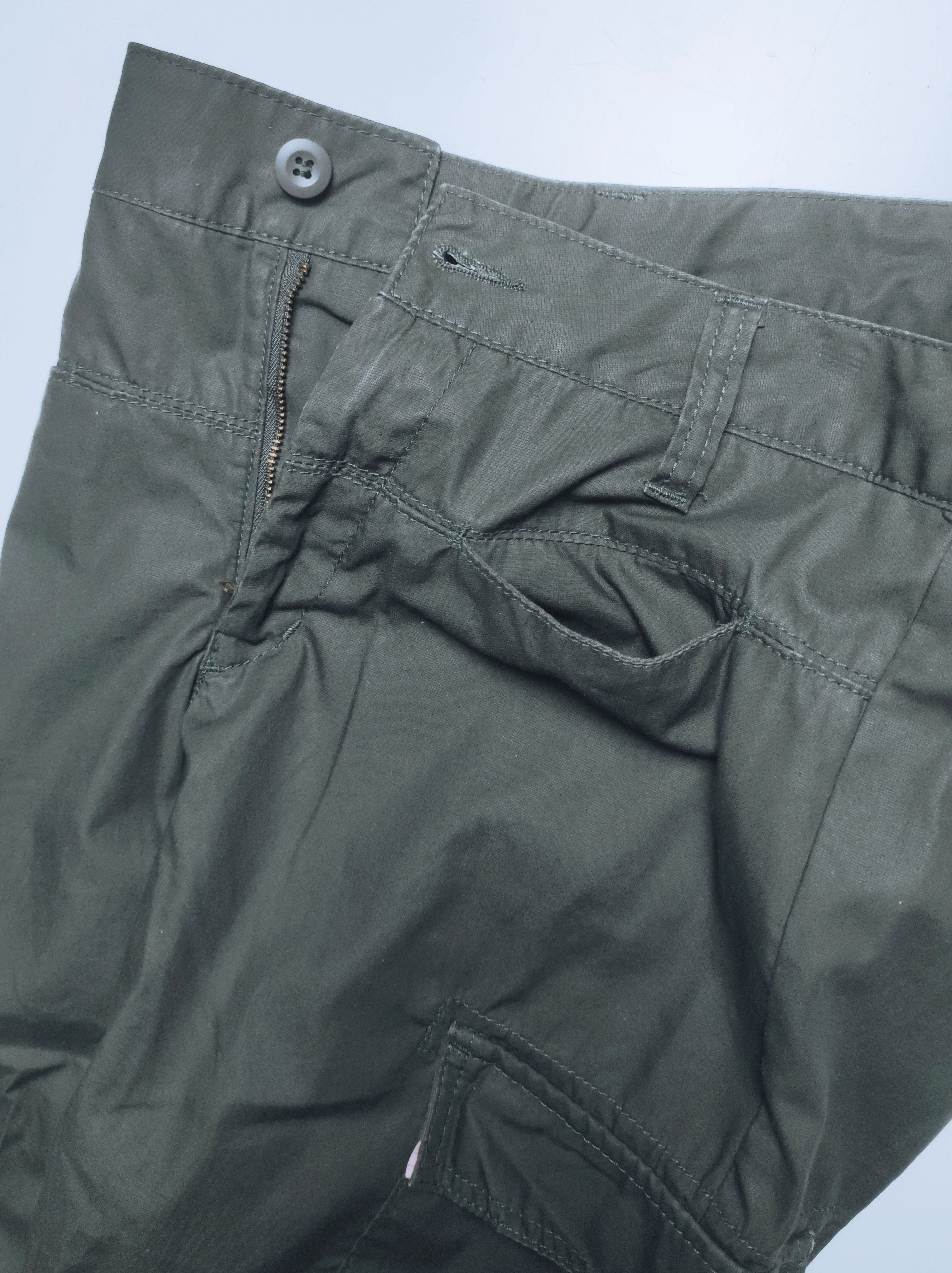 Designer Yoshie Inaba OG Army Multipocket Cargo 4/5 Pants Size US 33 - 5 Thumbnail