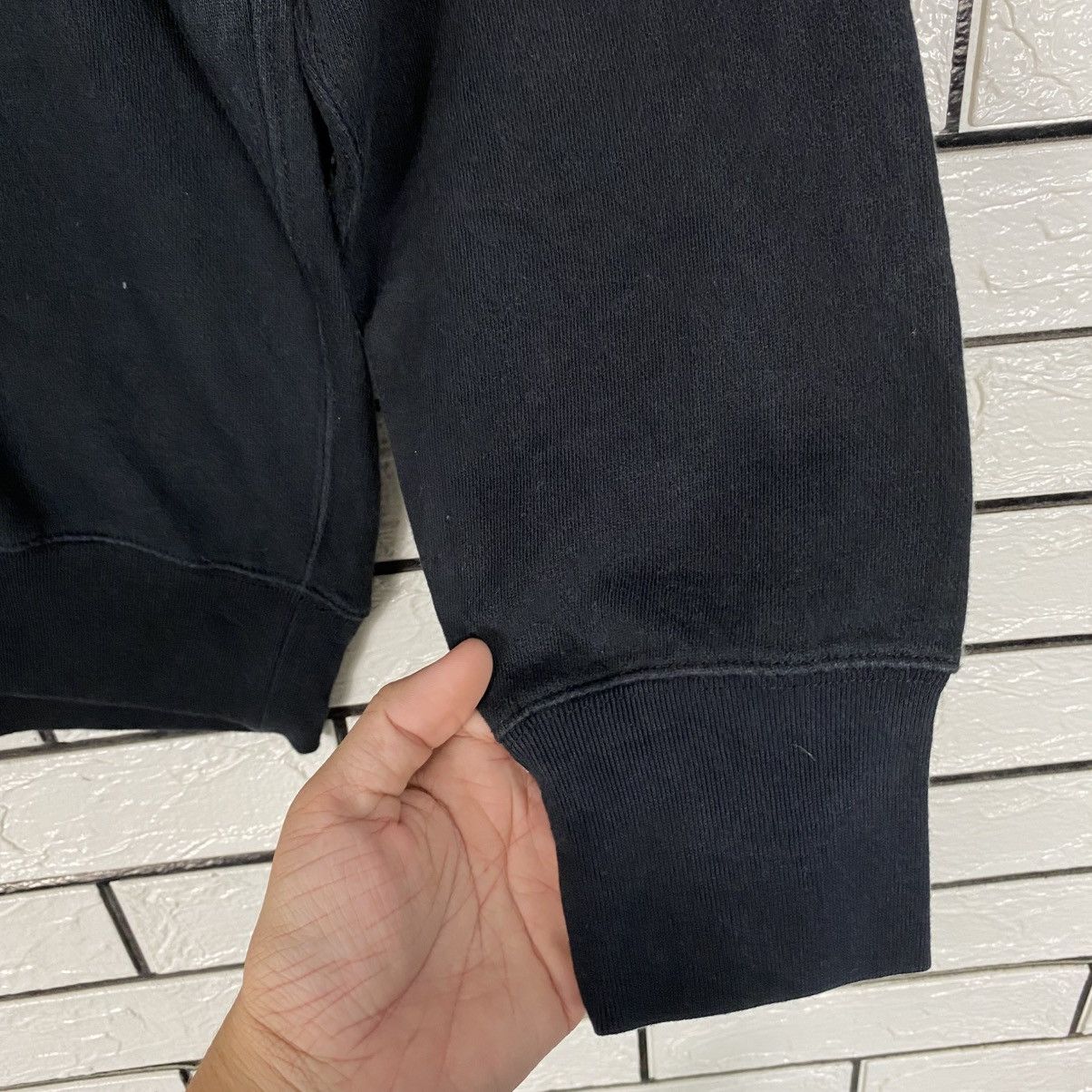Japanese Brand Musee Du Louvre X Peter Saville Sweatshirt Big Logo Size US L / EU 52-54 / 3 - 12 Thumbnail