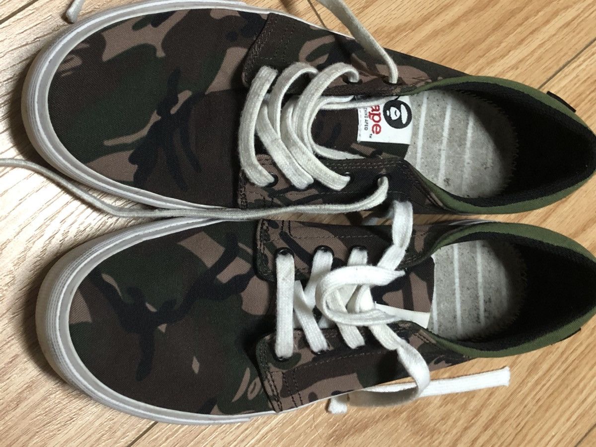 Aape × Designer × Vintage Very Rare Bape DC Skate Shoes camo van Size US 9 / EU 42 - 5 Thumbnail