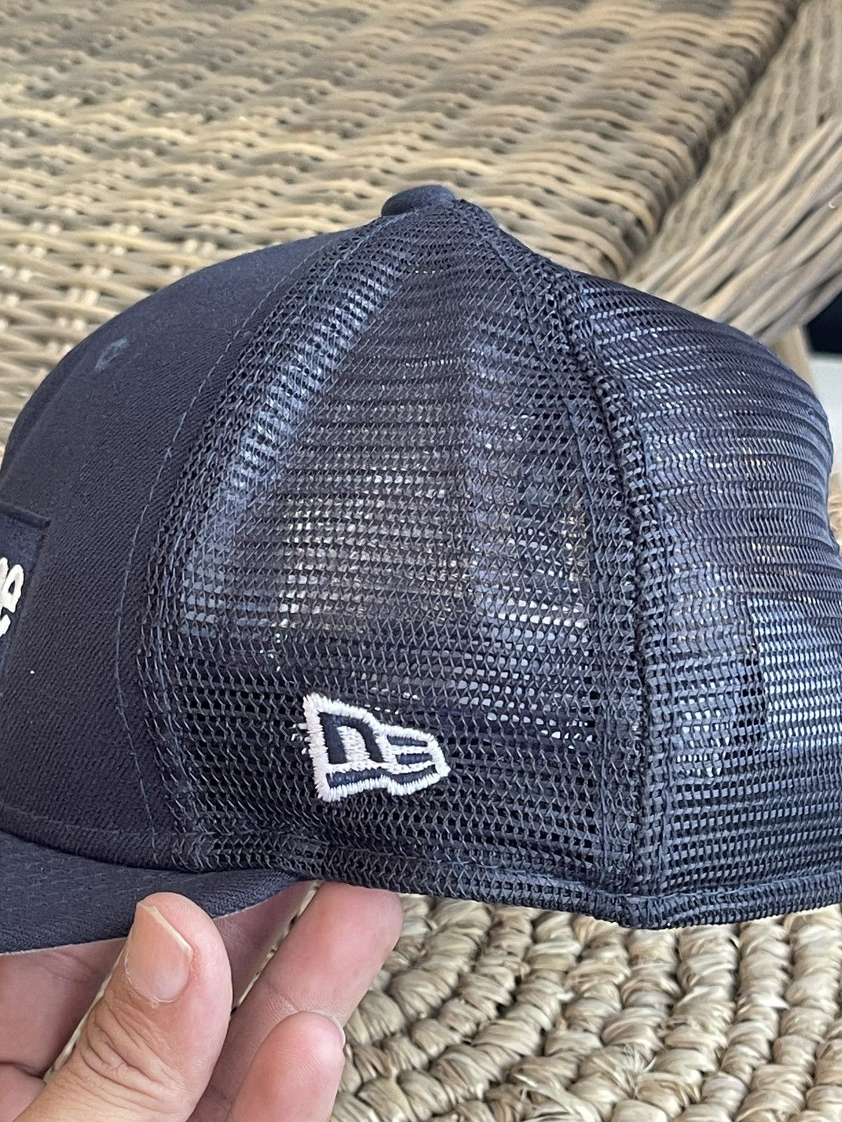 New Era × Supreme SUPREME X NEW ERA TRUCKER CAP 7 1/4 Size ONE SIZE - 3 Thumbnail