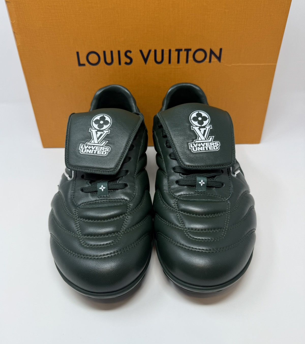 Louis Vuitton Louis Vuitton Footprint Soccer Sneaker Green Size US 9 / EU 42 - 2 Thumbnail