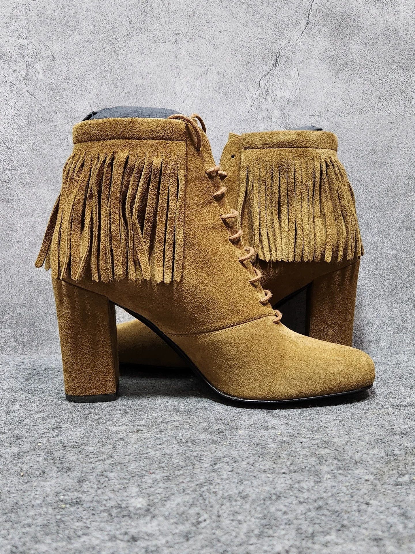 Saint Laurent Paris SAINT LAURENT SLP Yellow Suede TasselChunky Heel Ankle Boots Size US 6 / IT 36 - 3 Thumbnail