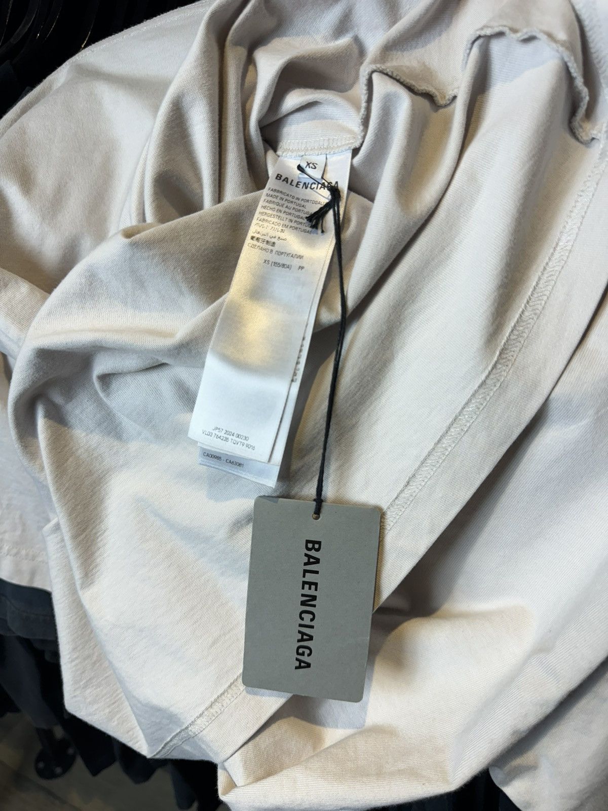 Balenciaga Balenciaga Active Reflective Logo Oversized White Tee - XS Size US L / EU 52-54 / 3 - 9 Thumbnail