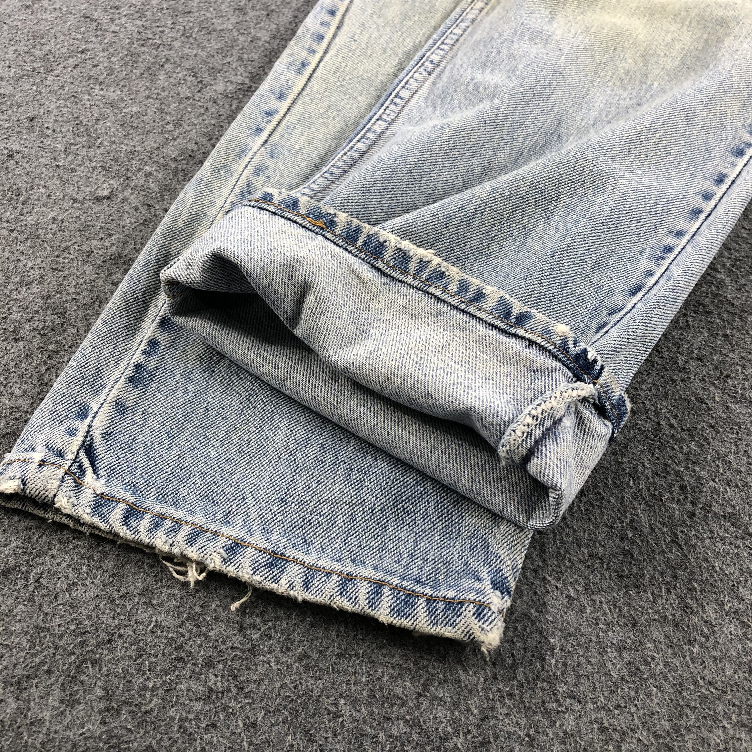 Levi's × Vintage Vintage 90s Light Wash Levis 512 Jeans-JM1459 Size US 30 / EU 46 - 8 Thumbnail