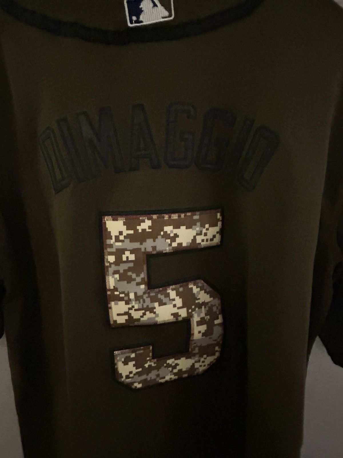Majestic NEW YORK YANKEES BASEBALL JERSEY MENS LARGE GREY DIMAGGIO Size US L / EU 52-54 / 3 - 7 Thumbnail