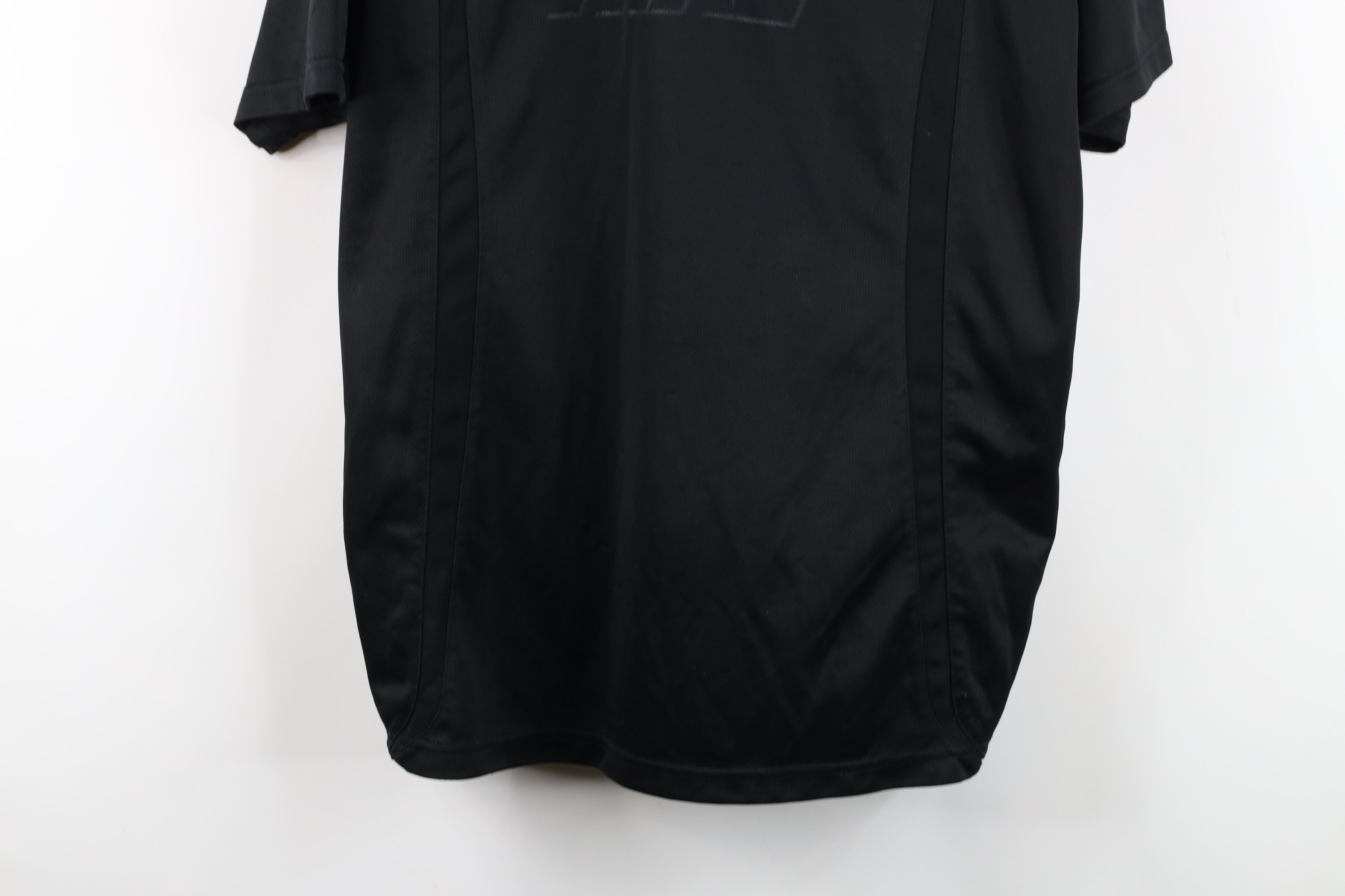 Nike Vintage 90s Y2K Nike Mini Swoosh Shadow Block Letter T-Shirt Size US M / EU 48-50 / 2 - 3 Thumbnail