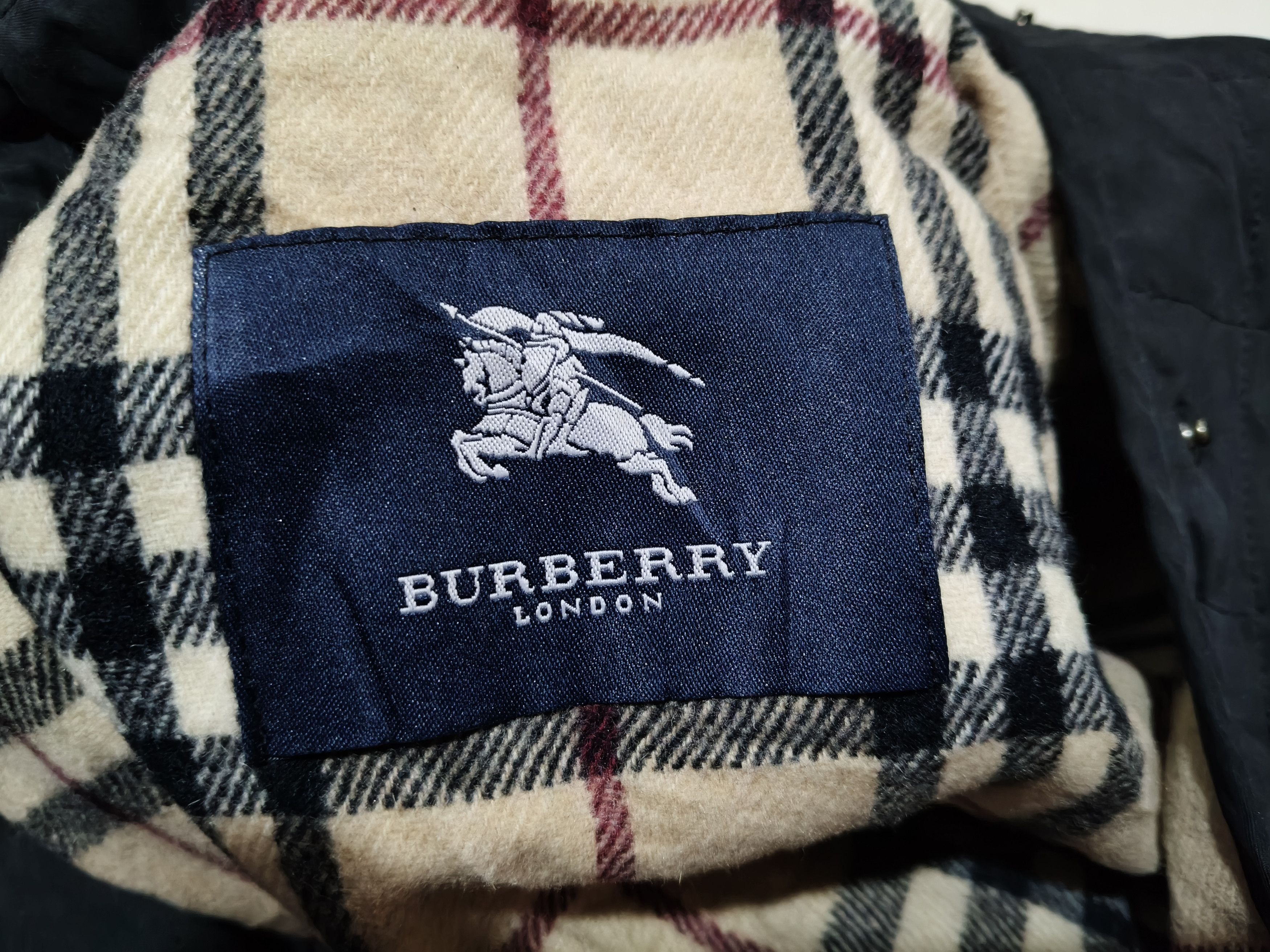 Burberry Burberry novacheck Button up wool Jacket Size US M / EU 48-50 / 2 - 17 Thumbnail