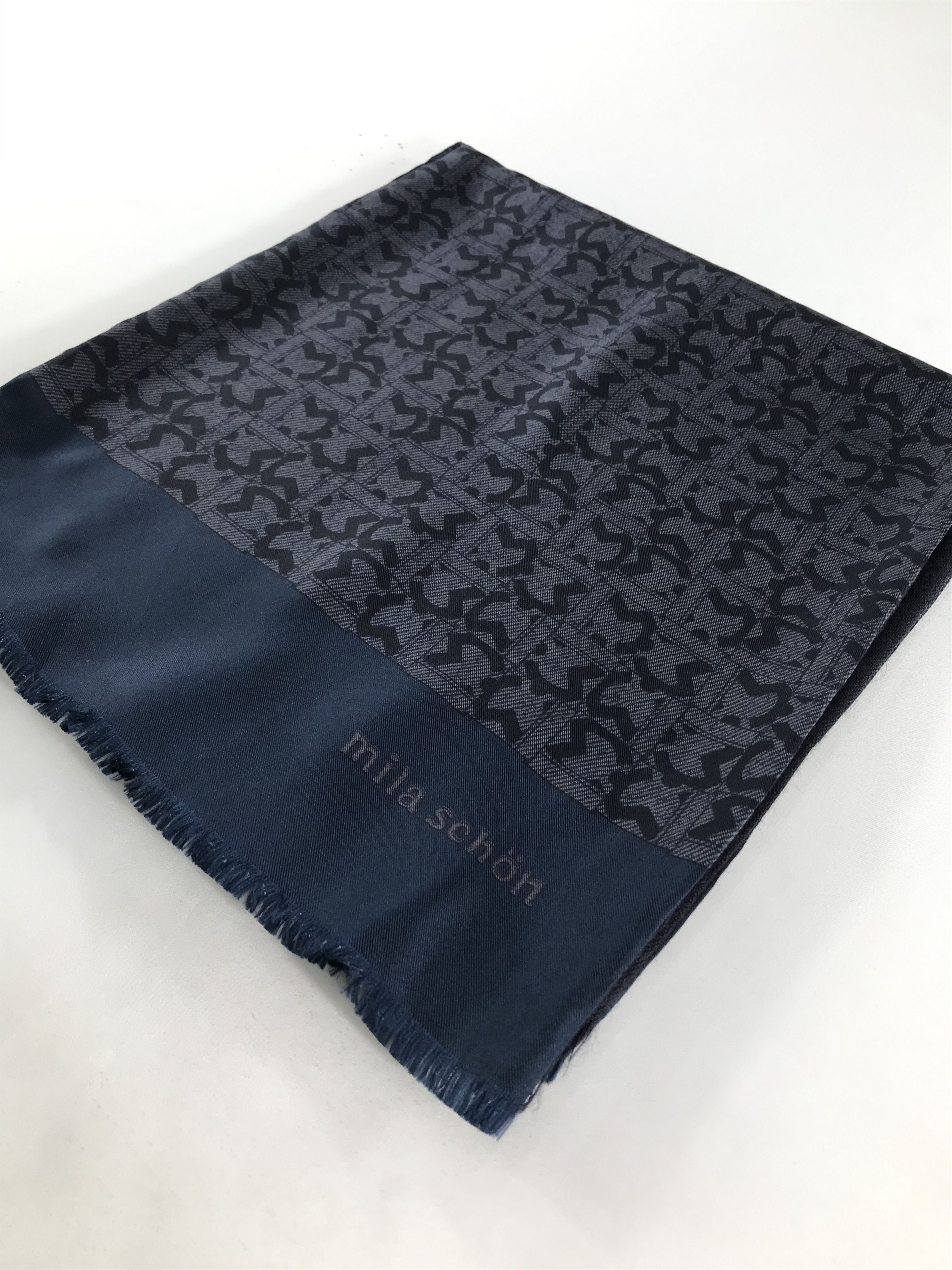 Mila Schon Vintage Mila Schon Scarf/Muffler/Neckwear MF1052 Size ONE SIZE - 3 Thumbnail