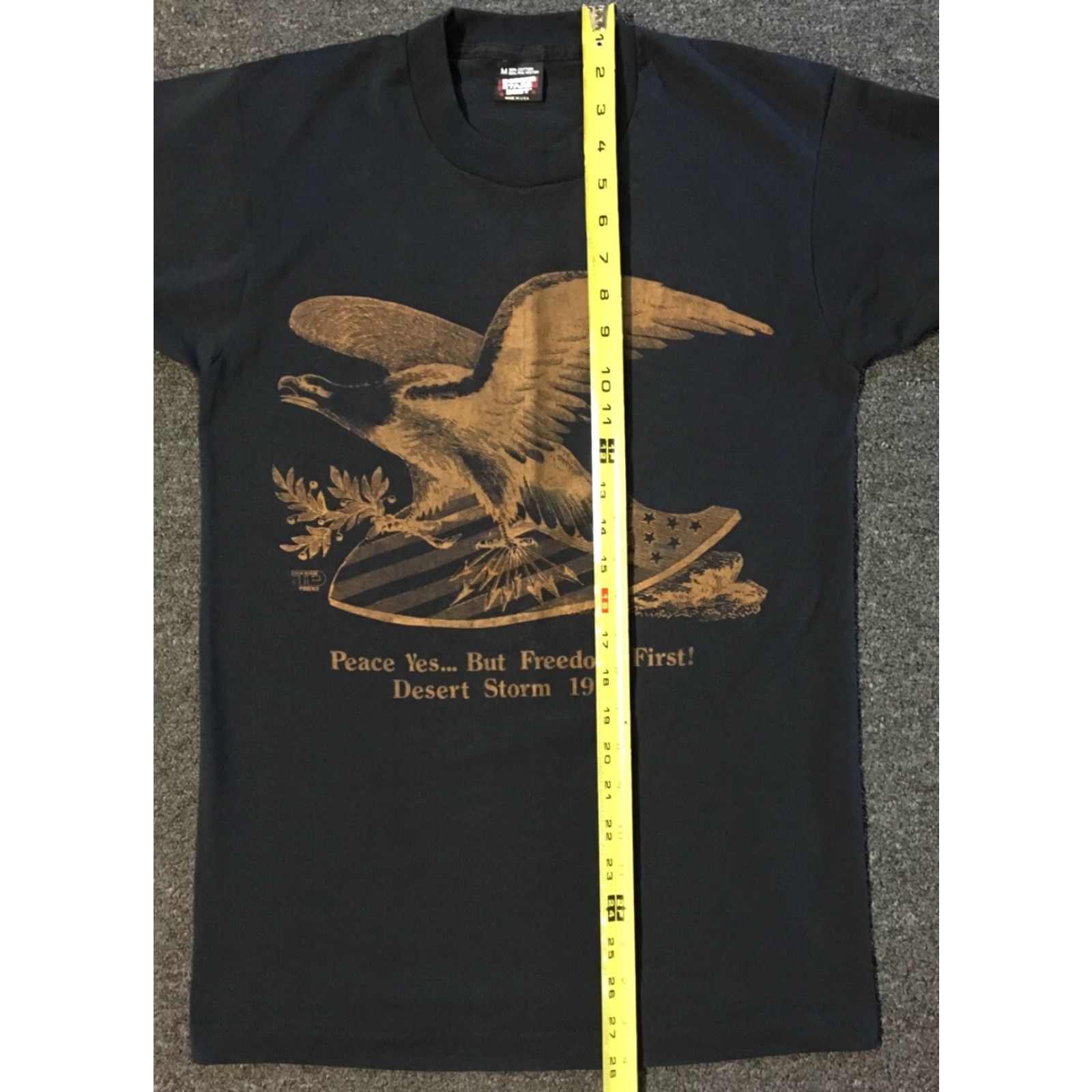 Vintage VINTAGE Desert Storm Peace Yes… But Freedom First! Shirt M War Army Funny Humor Nike Size US M / EU 48-50 / 2 - 8 Thumbnail
