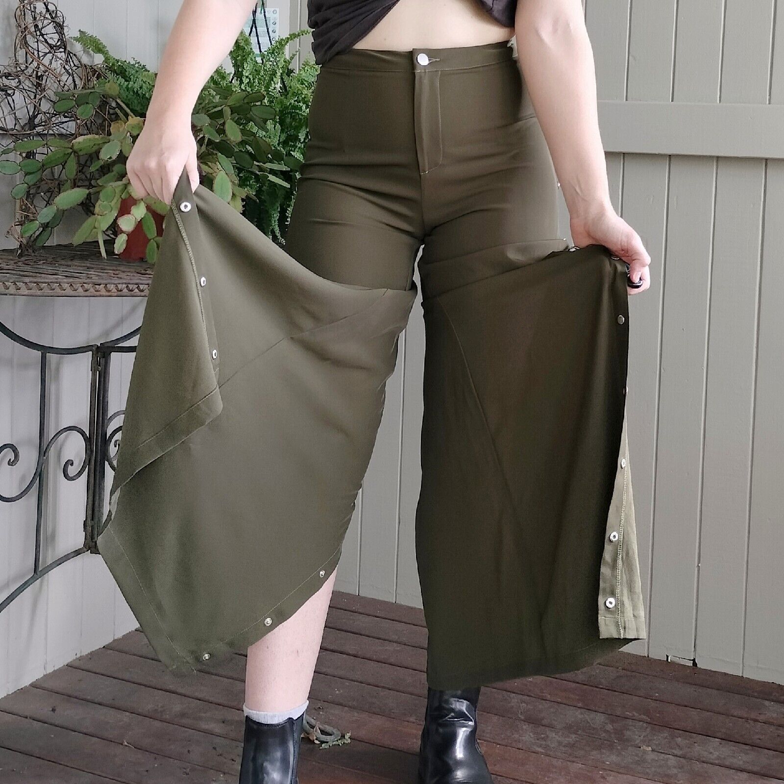 Designer Ava Pants Green Khaki High Waisted Straight Leg Snap Button Size 30" / US 8 / IT 44 - 4 Thumbnail