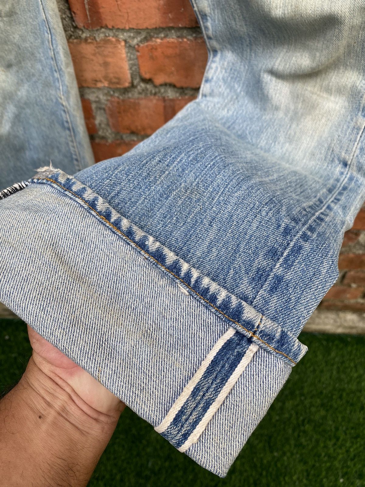 Levi's × Levi's Vintage Clothing × Vintage size 31x32 vintage levi's redline 80s diatressed denime Size US 31 - 4 Thumbnail