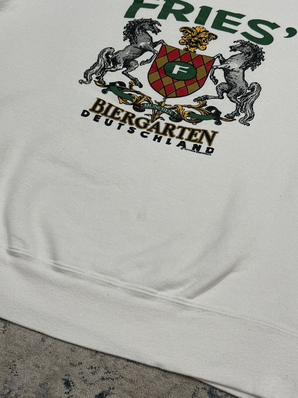 Delta Vintage 90s German Beer Crewneck Fries BiergartenDeutschland Size US L / EU 52-54 / 3 - 11 Thumbnail