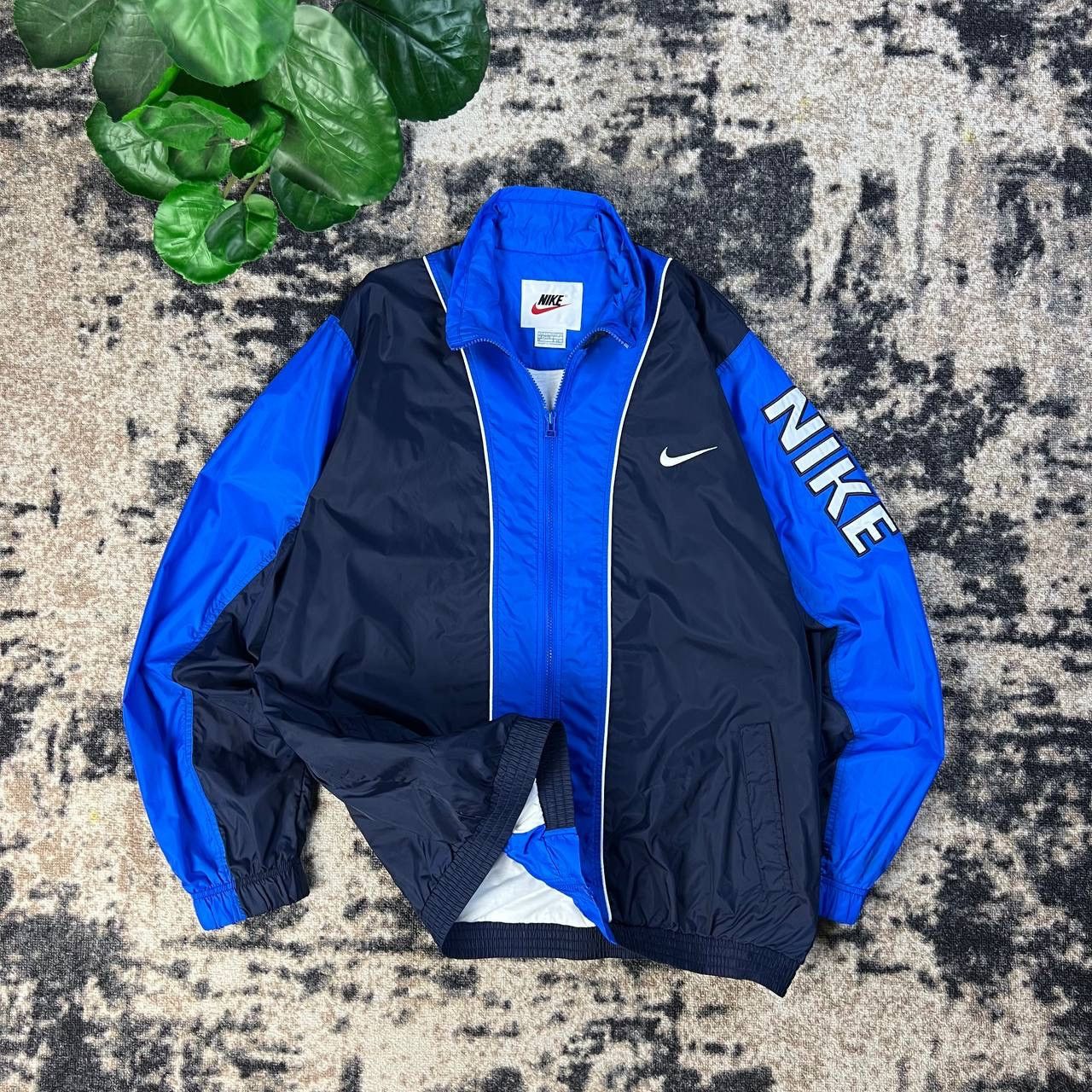 Nike Nike Big Embroidered Logo Vintage Y2K Zip Up Light Jacket Size US XXL / EU 58 / 5 - 1 Thumbnail