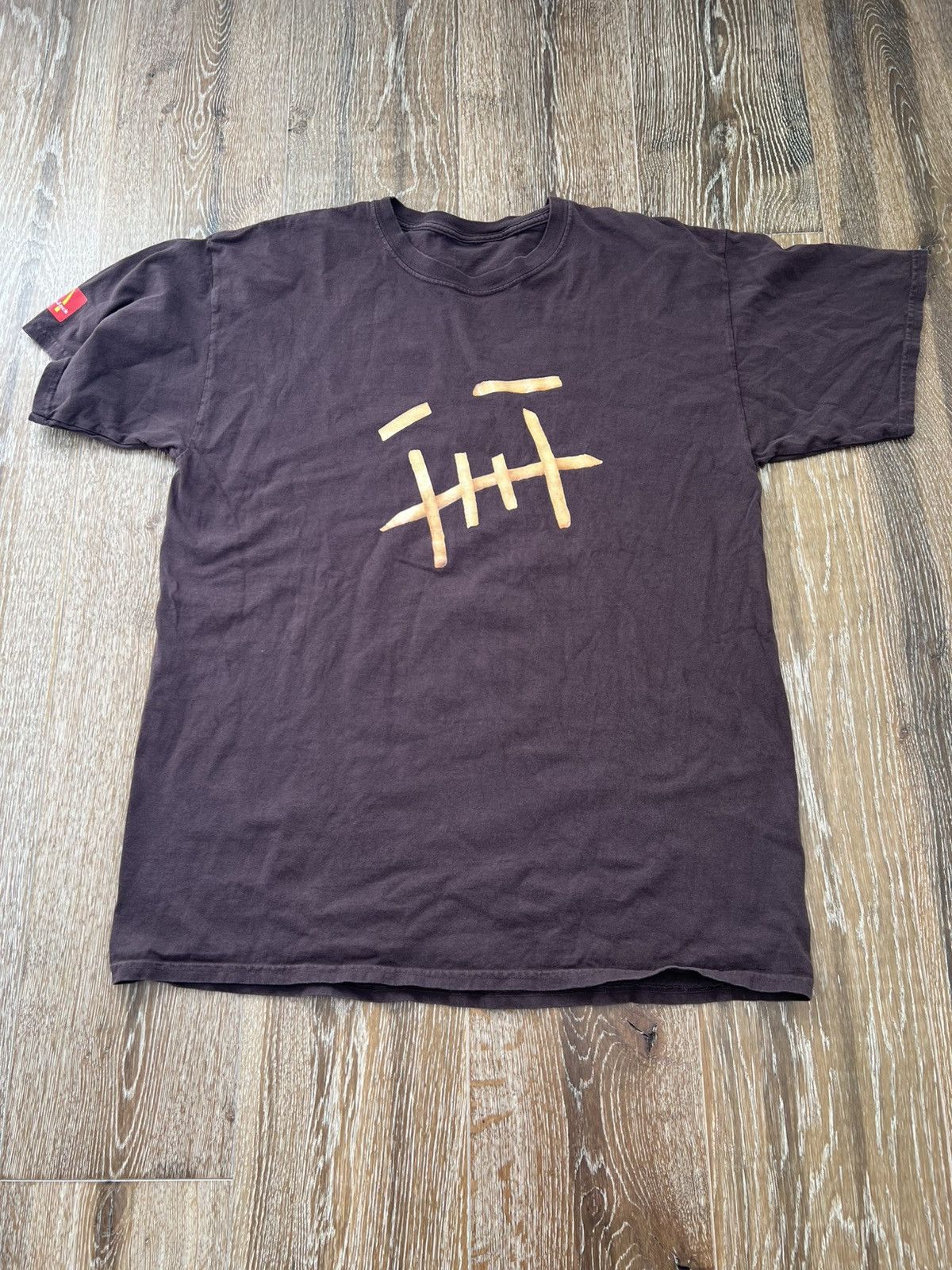 Travis Scott Travis scott mcdonalds french fries tee Size US L / EU 52-54 / 3 - 1 Thumbnail