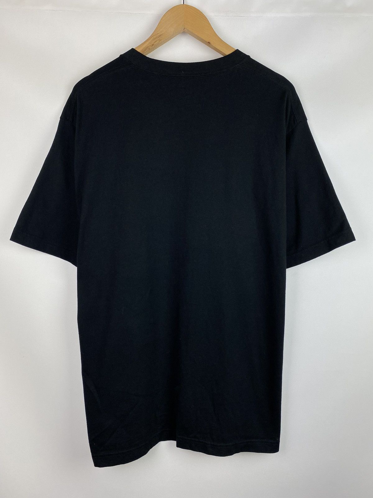 Uniqlo Uniqlo Billie Eilish Takashi Murakami Graphic T Shirt Size L Size US L / EU 52-54 / 3 - 10 Thumbnail