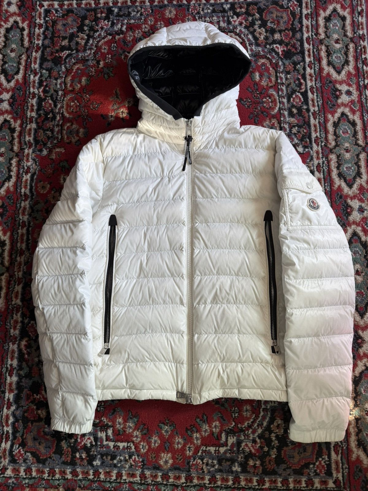 Moncler Galion down puffer jacket white size 3 Size US M / EU 48-50 / 2 - 1 Thumbnail