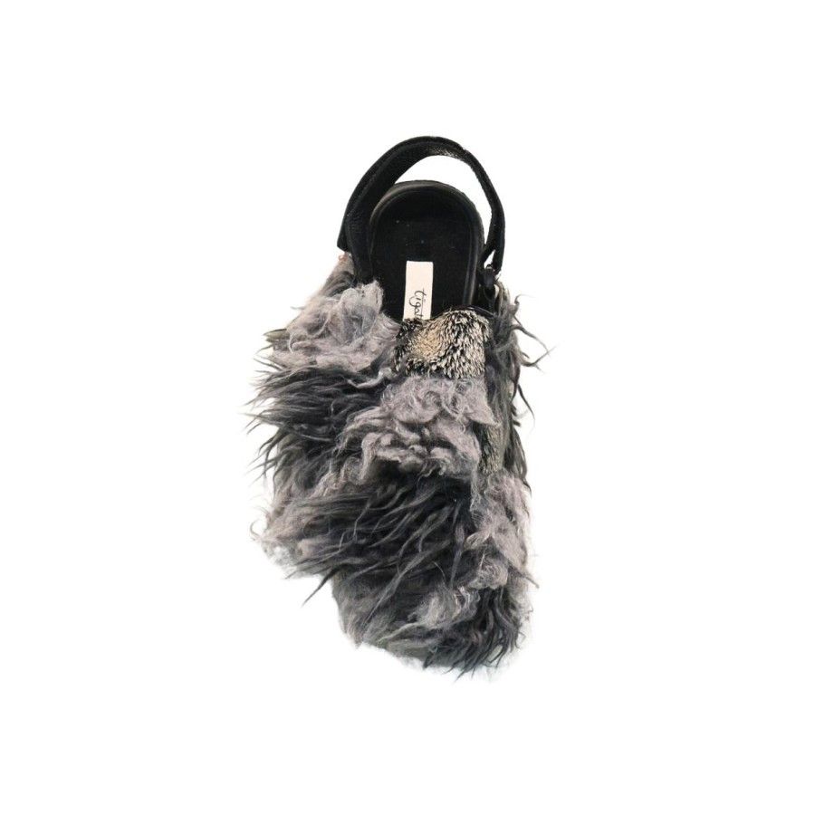 Other Unisex Dark Grey Fuzzy Clogs Size US 11 / EU 44 - 3 Thumbnail