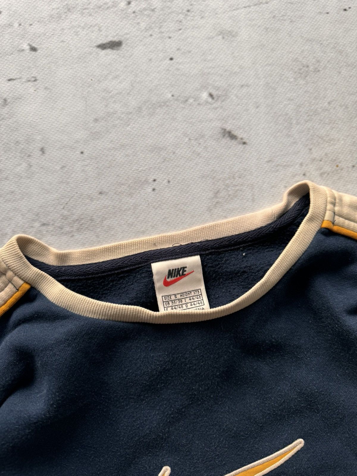Nike × Vintage NIKE VINTAGE CENTER LOGO OVERSIZE BOXY SWEATSHIRT Size US S / EU 44-46 / 1 - 4 Thumbnail