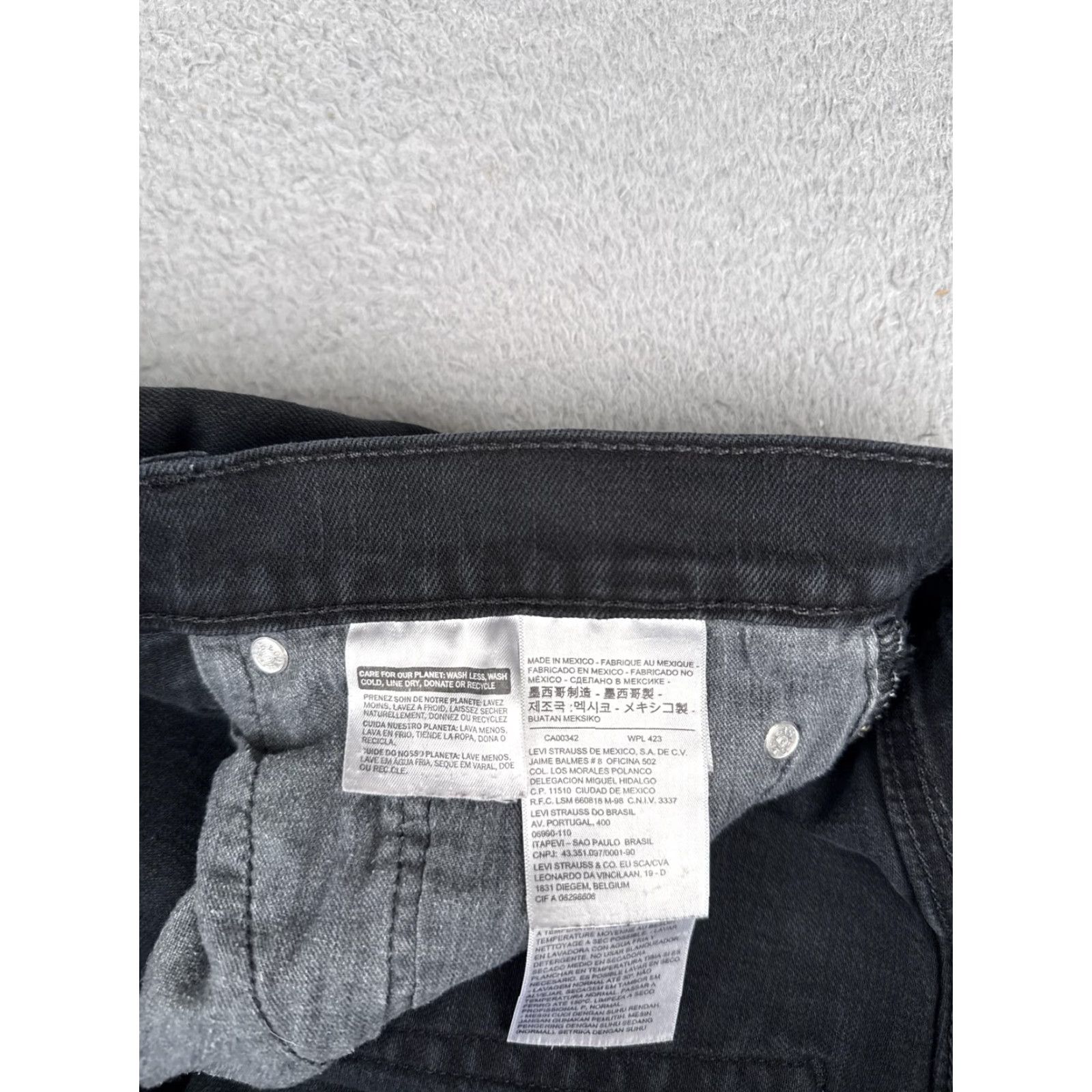 Levi's Levi's 511 Jeans Mens 36x30 Slim Fit Mid Rise Tapered Denim Zip Fly Black Size US 36 / EU 52 - 6 Thumbnail