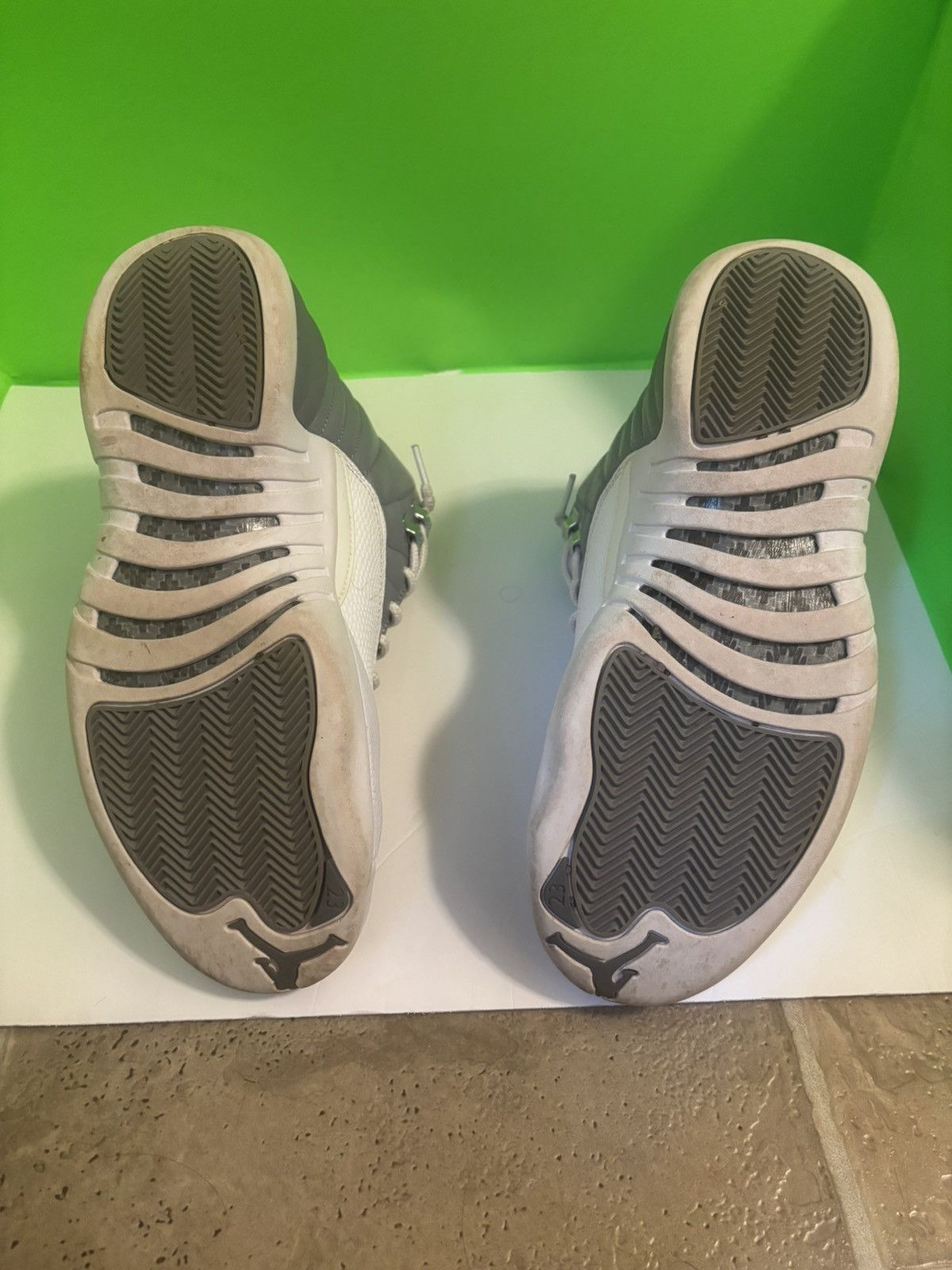Jordan Brand Jordan 12 Stealth Size US 9.5 / EU 42-43 - 6 Thumbnail