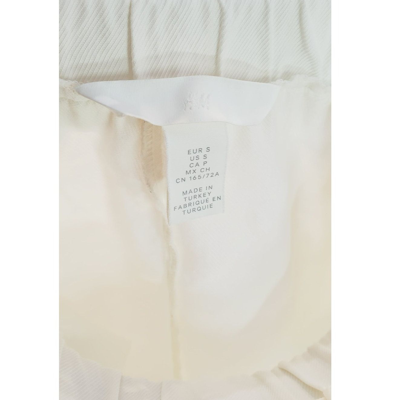 H&M H&M White Lyocell Blend PullOn Shorts Elastic Waist Summer S Size 27" / US 4 / IT 40 - 3 Thumbnail