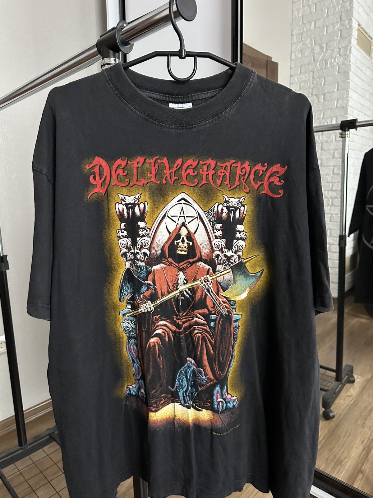 Band Tees Deliverance Satan Devil Vintage Band T-Shirt Tee 90s Spiral Size US XL / EU 56 / 4 - 4 Thumbnail