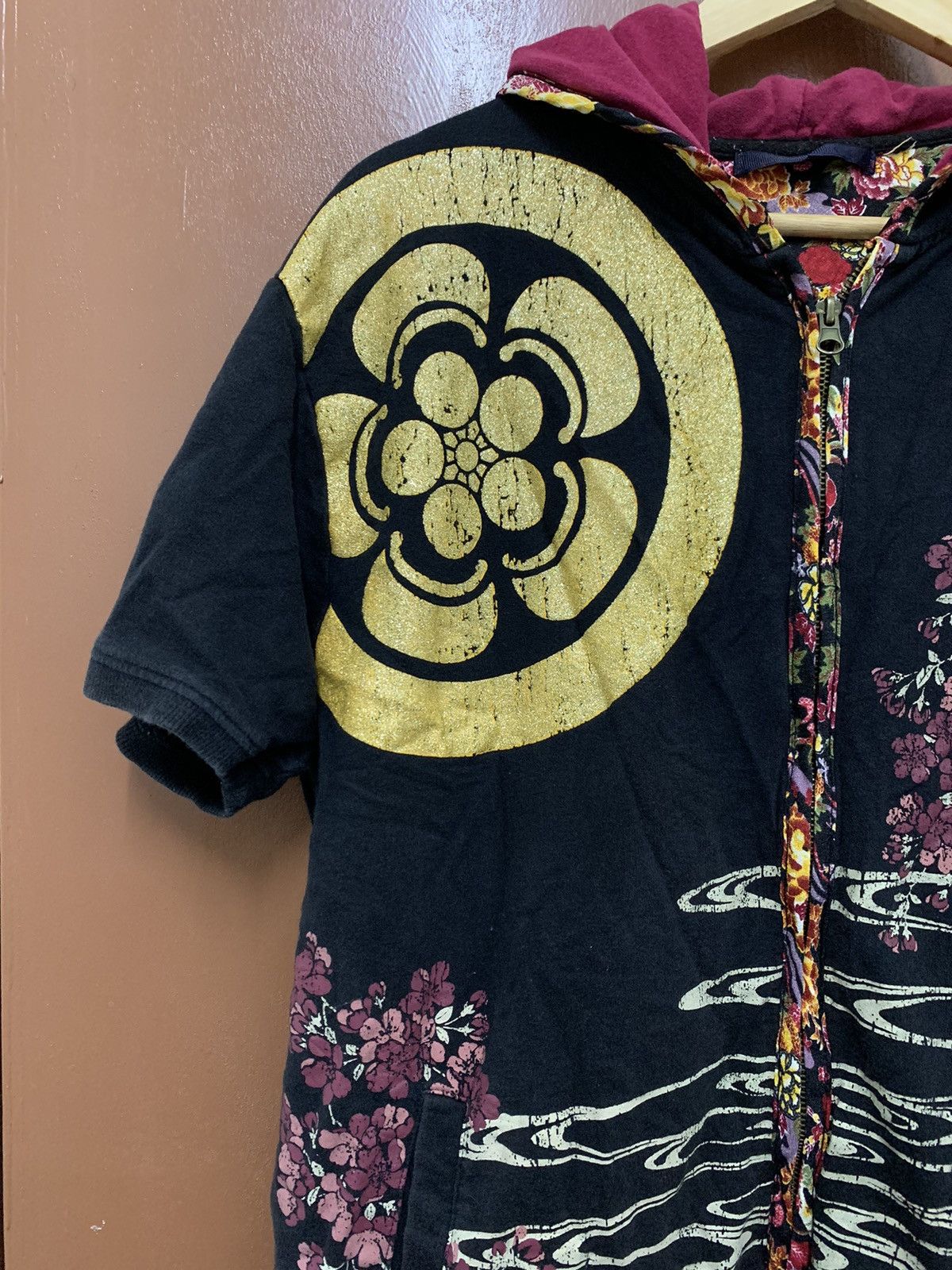 Vintage YAKUZA DRAGON SUKAJAN SHORT SLEEVE HOODIE VERY RARE Size US L / EU 52-54 / 3 - 4 Thumbnail