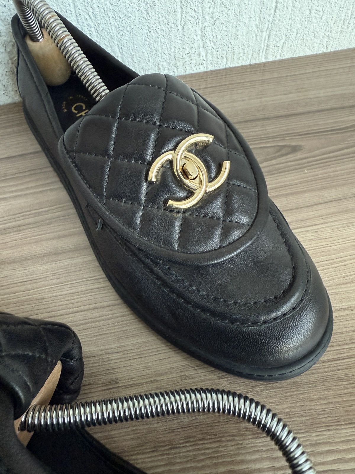 Chanel Quilted flap turnlock CC loafers Size US 9 / IT 39 - 19 Thumbnail