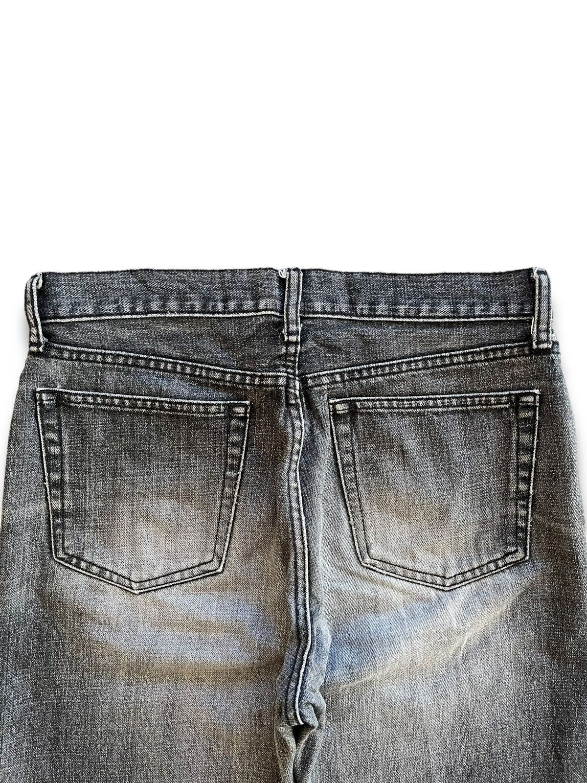 Japanese Brand × Uniqlo Vintage Uniqlo Faded Black Distressed Loose Jeans 31x30 Size US 31 - 8 Thumbnail