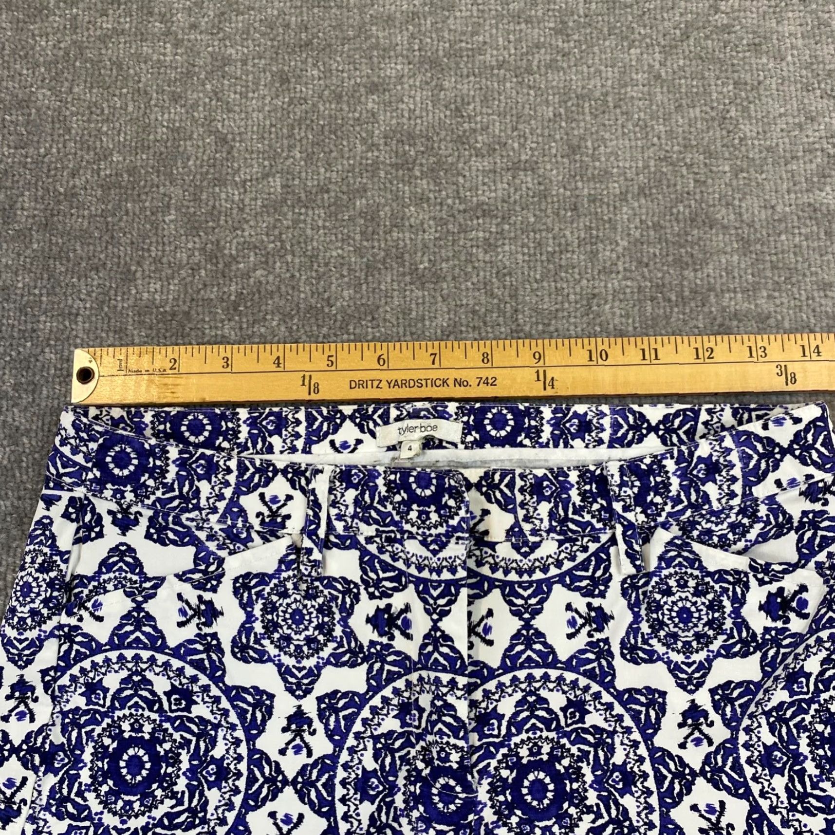 Vintage TYLER BOE Pants Womens 4 Blue White Floral Print Capris Straight Fit Workwear Size 27" / US 4 / IT 40 - 3 Thumbnail