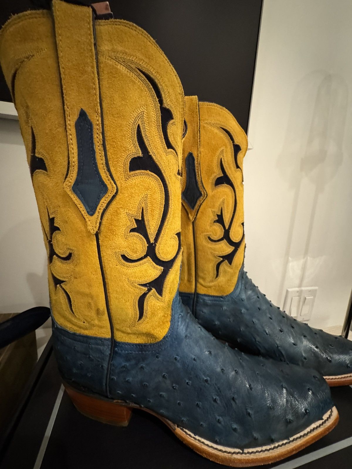 Lucchese Nopales Boots in Royal Blue size 11.5 D