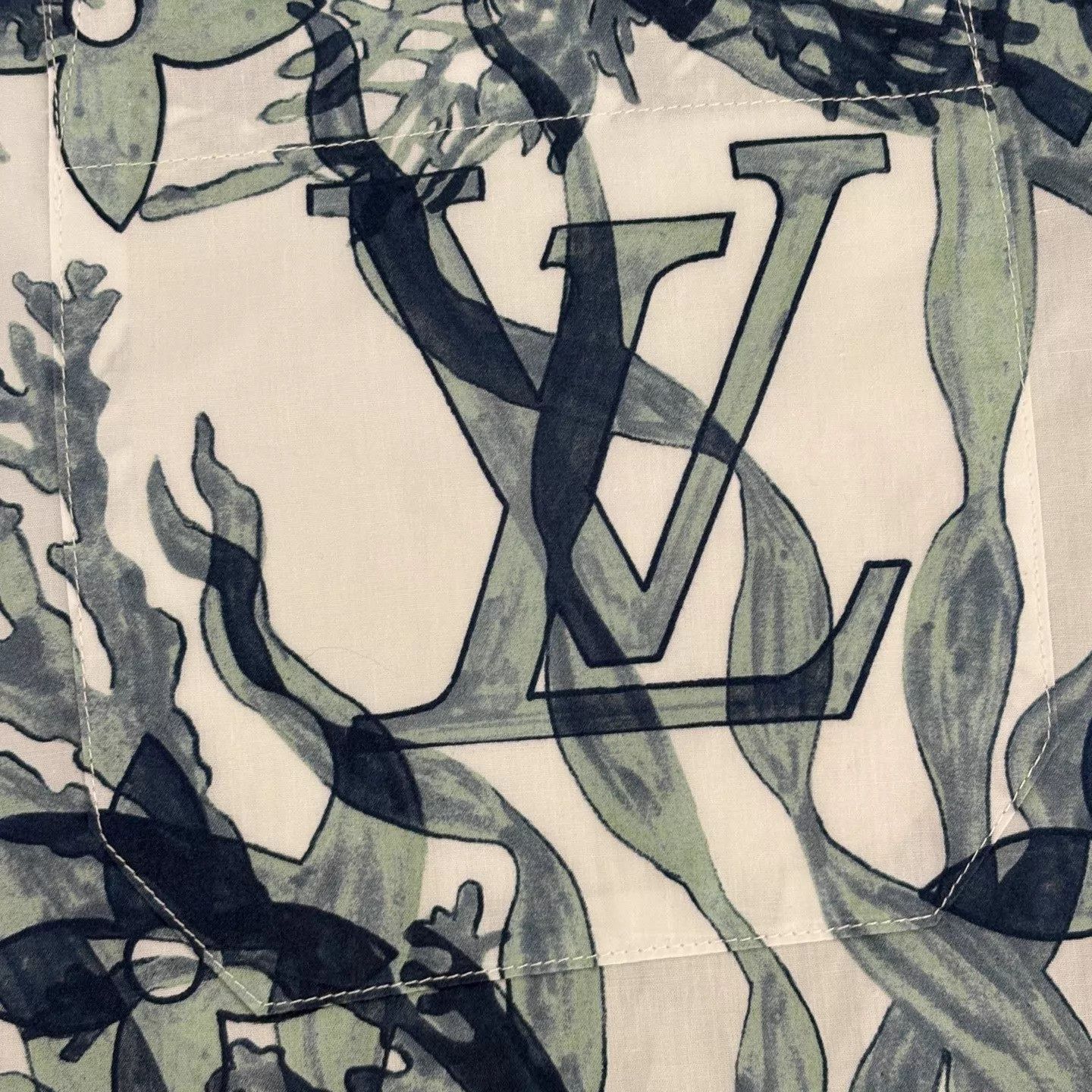 Louis Vuitton LV Seaweed Logo Blue White Short Sleeve Shirt M Size US M / EU 48-50 / 2 - 7 Thumbnail
