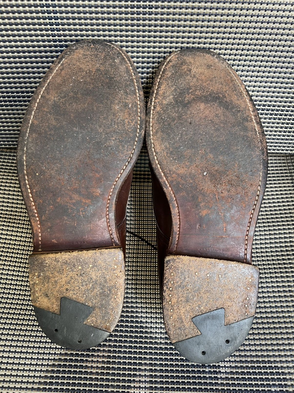 Alden Alden V-Tip Bluchers (model 54911) Size US 8 / EU 41 - 8 Thumbnail