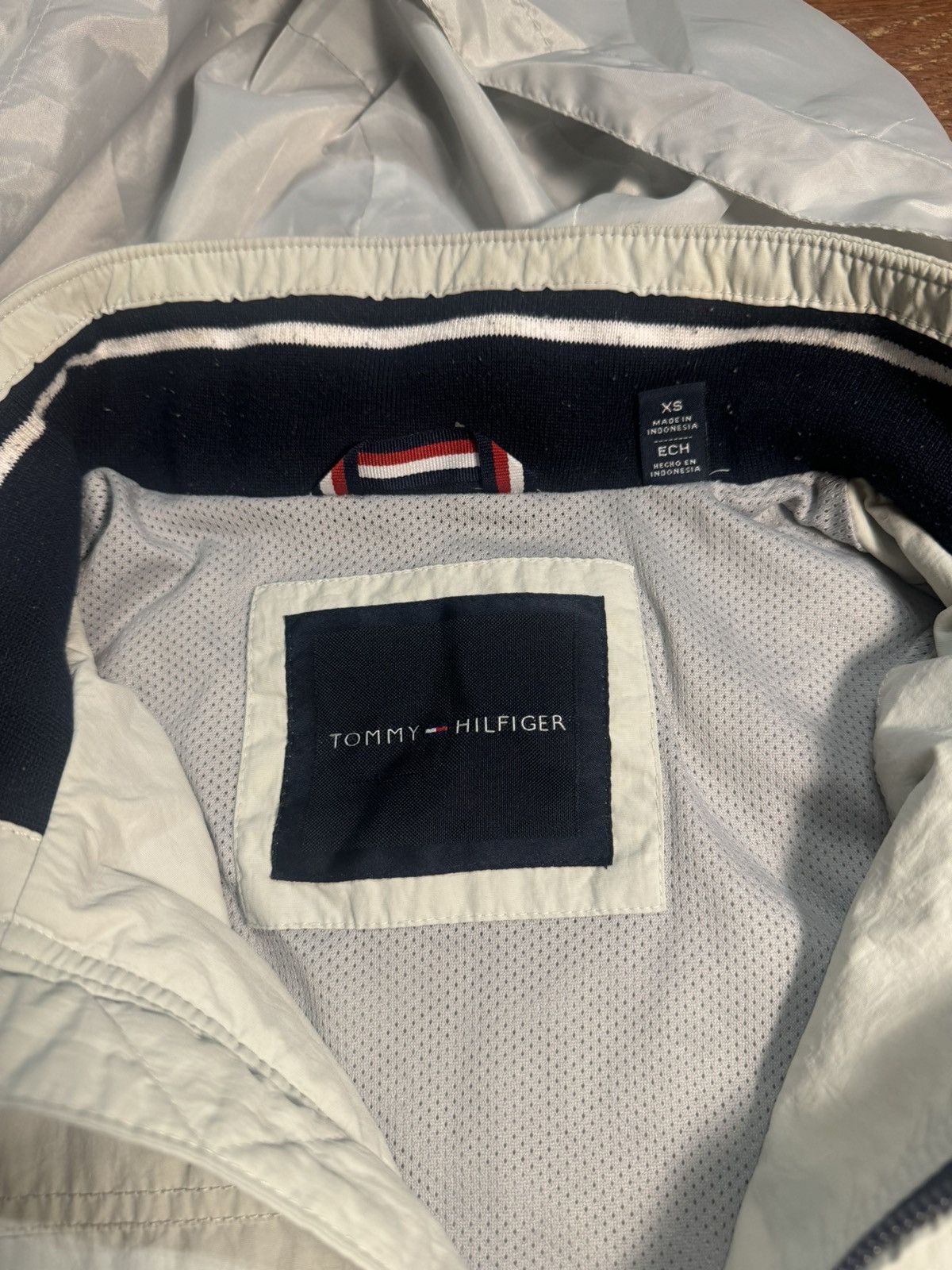 Tommy Hilfiger Tommy Hilfiger Nylon Jacket Size US XS / EU 42 / 0 - 5 Thumbnail
