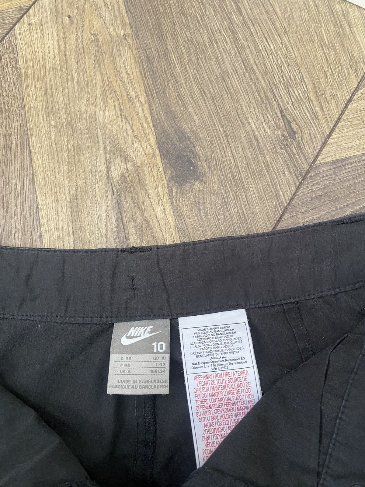 Nike × Vintage Vintage Nike Women’s Cargo Pants Size 30" / US 8 / IT 44 - 12 Thumbnail