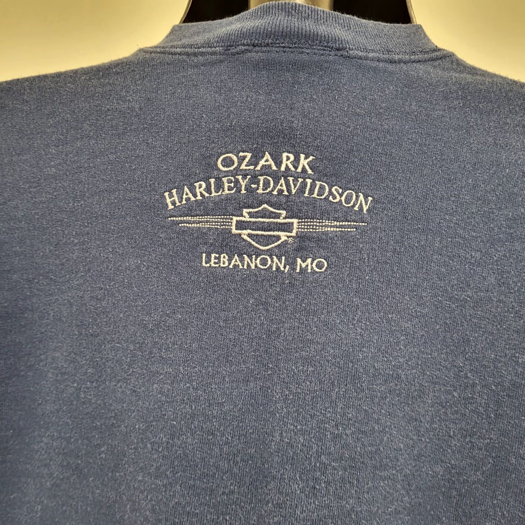 Harley Davidson Ozark Harley-Davidson Motorcycles Lebanon, MO. Mens M 2001 Vintage Faded Sweater Sweater Size US M / EU 48-50 / 2 - 6 Thumbnail