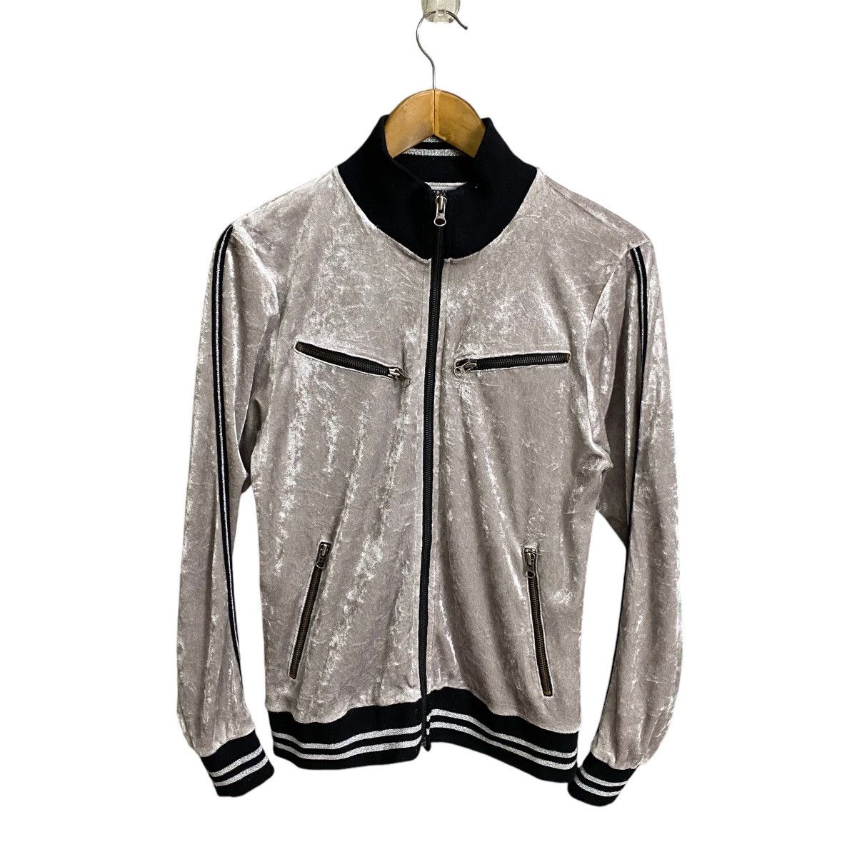 In The Attic In the attic growth velvet jacket Size M / US 6-8 / IT 42-44 - 1 Thumbnail