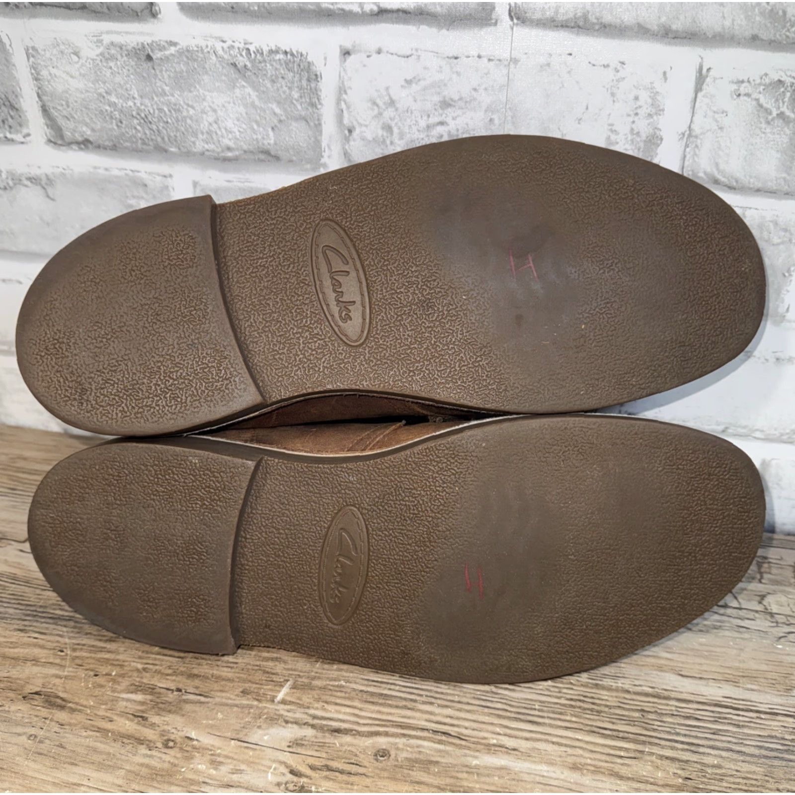 Clarks Clarks Boots Chukka Mens Size 11 Brown Leather Lace Up Ankle Casual Comfort Cushioned Leather Bushacre Everyday Size US 11 / EU 44 - 6 Thumbnail