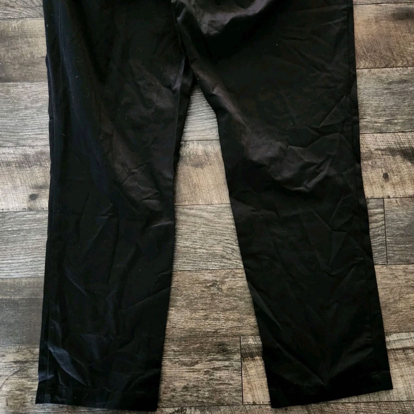 Polo Ralph Lauren Polo Ralph Lauren Chino Pants Slacks Mens 40x32 Black Straight Classic Flat Front Pocket Logo Lounge Casual 40 Regular Mens Size US L / EU 52-54 / 3 - 7 Thumbnail