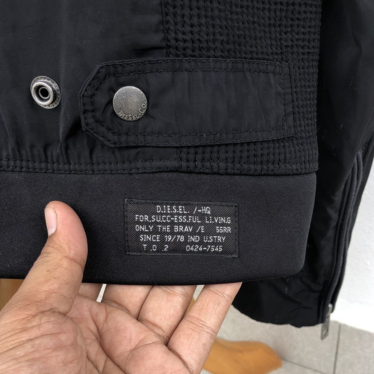 Diesel DIESEL Men's Black Jeffir Teflon Waterproof Bomber Jacket Size US L / EU 52-54 / 3 - 15 Thumbnail