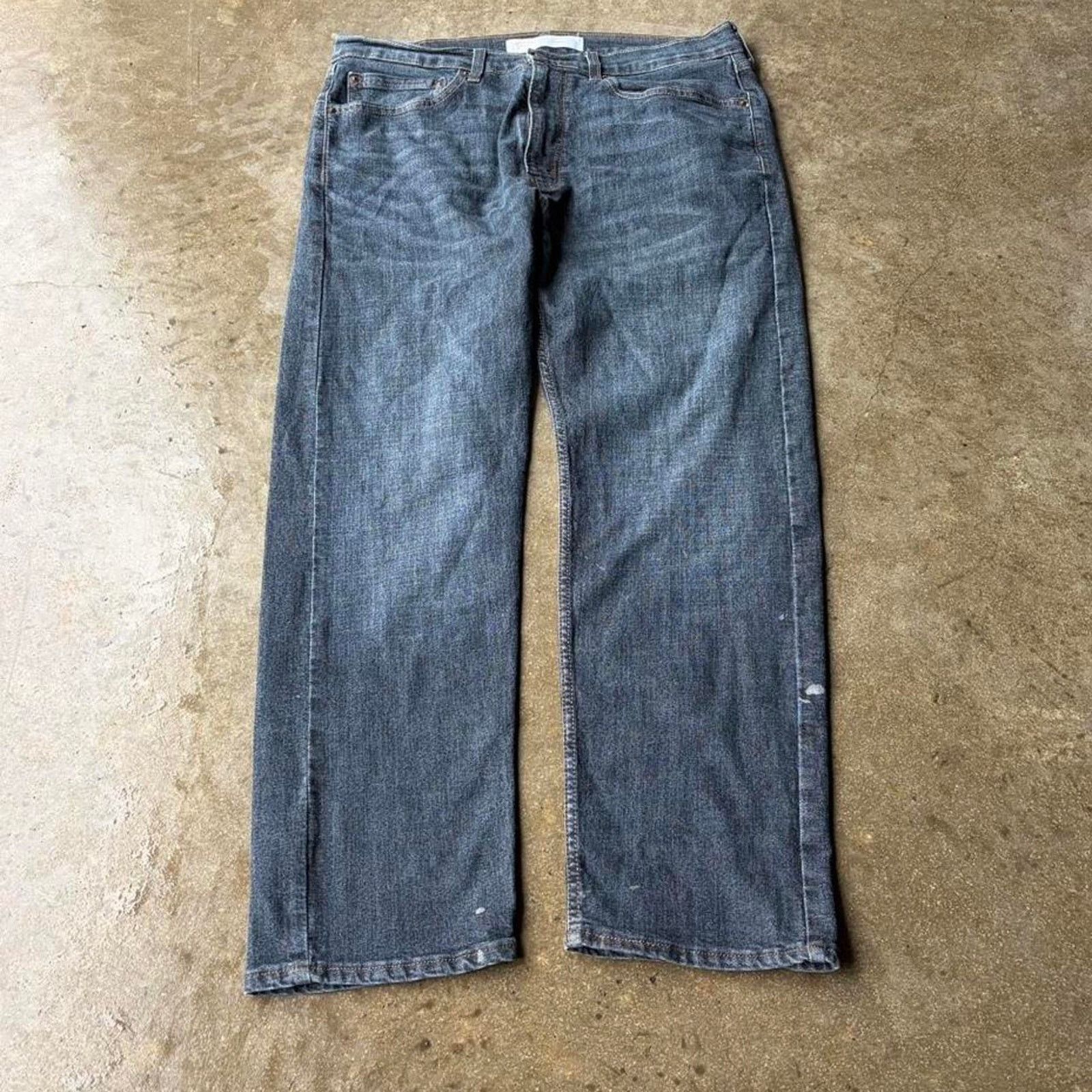 Levi's 2000s dark washed baggy jeans Size US 36 / EU 52 - 2 Thumbnail