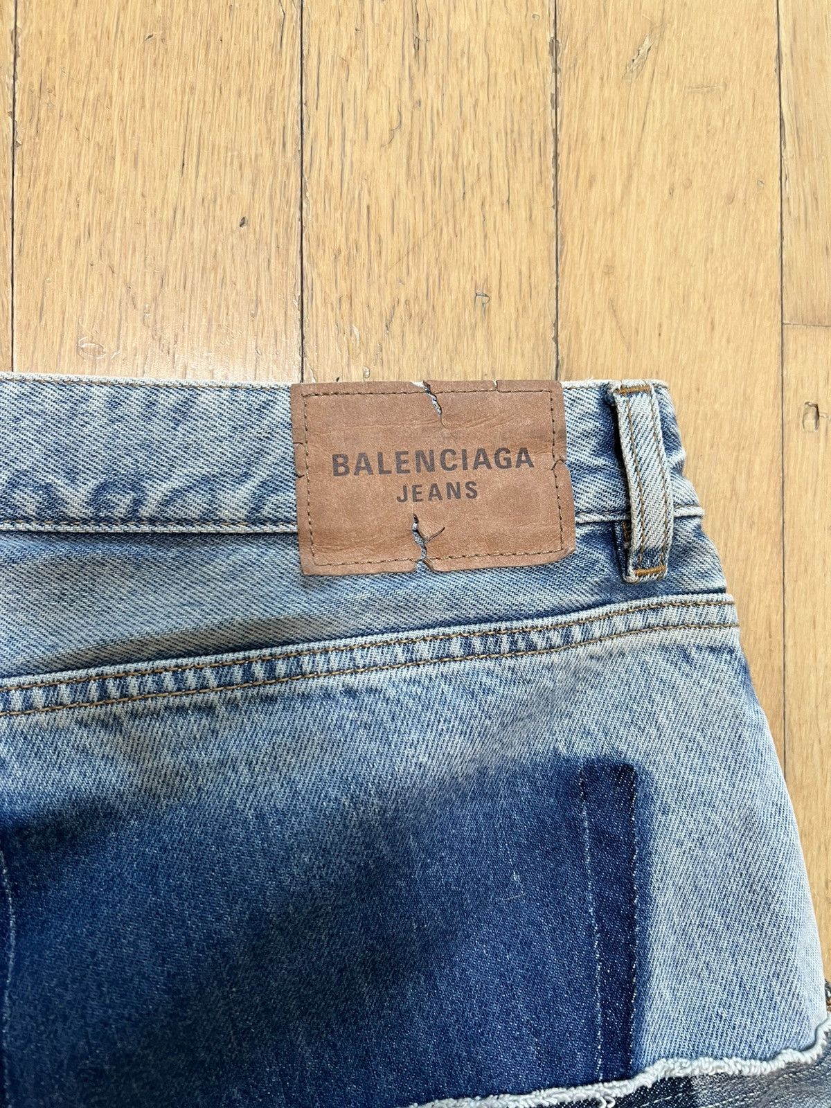 Balenciaga [L] Balenciaga cut-up baggy denim jeans Size US 34 / EU 50 - 4 Thumbnail