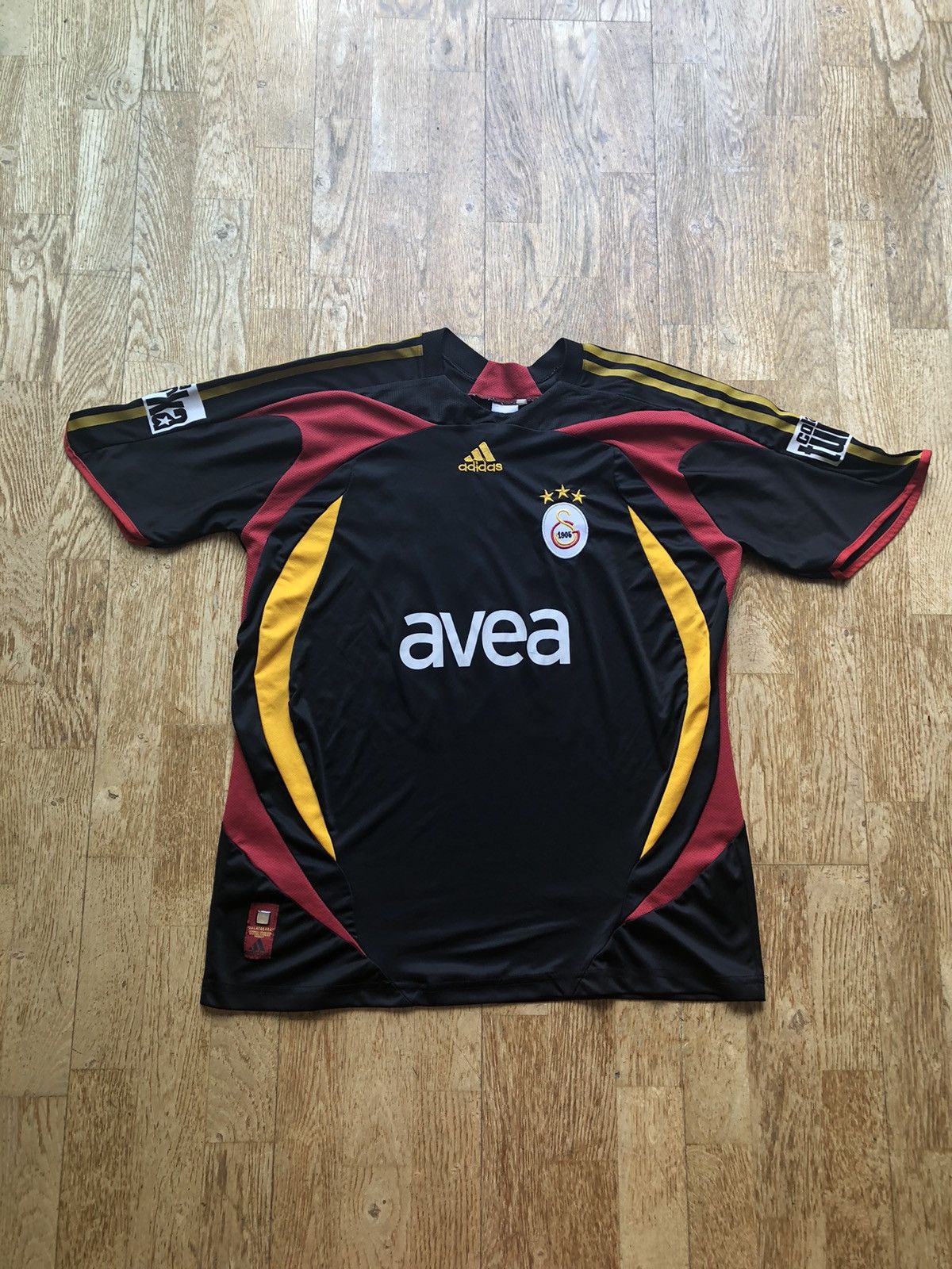 Adidas LINCOLN SOARES GALATASARAY ISTANBUL #10 RARE SOCCER JERSEY Size US M / EU 48-50 / 2 - 2 Thumbnail